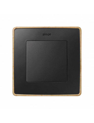 Simón 82 Detail  Select   Grafito-Madera