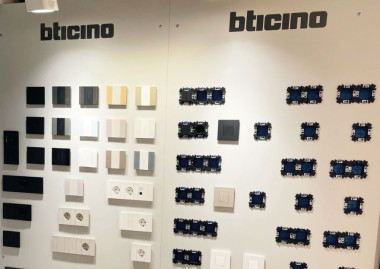 Nueva serie Bticino Light Now ya en STOCK en Robert La Rosa